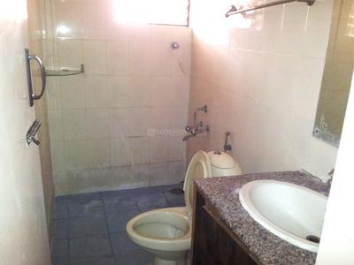 Bathroom Image of 1150 Sq.ft 2 BHK Apartment / Flat for sale in 99 Zameen Silver Stone, Gnana Bharathi Bengaluru for Rs. 7450000