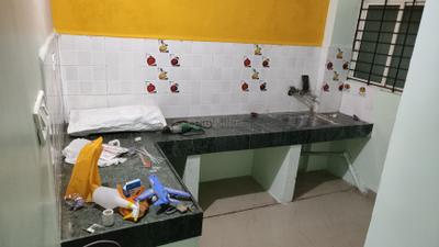 Kitchen Image of 900 Sq.ft 2 BHK Apartment / Flat for rent in Limbodi Indore for Rs. 15000