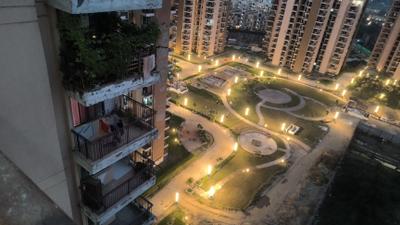 Image of 1871 Sq.ft 3 BHK Apartment / Flat for rent in RG Luxury, Noida Extension, Greater Noida for Rs. 28000