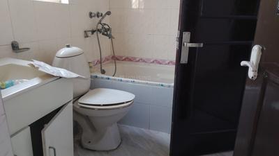 Image of 1750 Sq.ft 3 BHK Apartment / Flat for sale in Beverly Park Apartments, Sector 22 Dwarka, New Delhi for Rs. 33500000