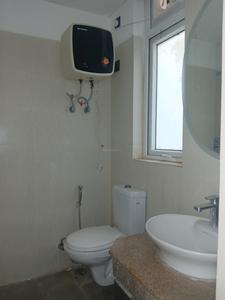 Common Bathroom Image of 2000 Sq.ft 3 BHK Apartment / Flat for sale in Indiabulls Centrum Park, Sector 103 Gurgaon for Rs. 21000000