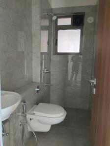 Common Bathroom Image of 800 Sq.ft 2 BHK Apartment / Flat for rent in Sheth Auris Bliss, Malad West Mumbai for Rs. 64000