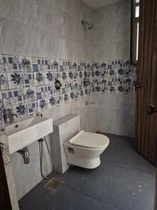 Bathroom Image of 800 Sq.ft 2 BHK Apartment / Flat for sale in Matunga East Mumbai for Rs. 34500000