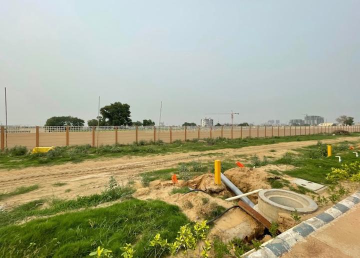 Orris Anandam Ora Main Image 1