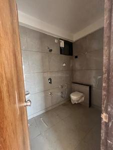 Bathroom Image of 1760 Sq.ft 4 BHK Apartment / Flat for rent in Karamsad Anand for Rs. 20000