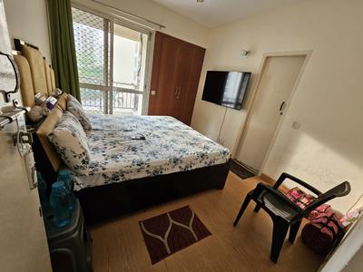 Bedroom Image of 940 Sq.ft 2 BHK Apartment / Flat for rent in Jaypee Kosmos, Sector 134 Noida for Rs. 32000