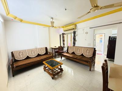 Hall Image of 1250 Sq.ft 2 BHK Apartment / Flat for rent in Satellite Ahmedabad for Rs. 20000