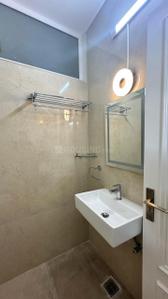 Bathroom Image of 2700 Sq.ft 5 BHK Apartment / Flat for rent in Mount Kailash Apartment, East Of Kailash New Delhi for Rs. 140000