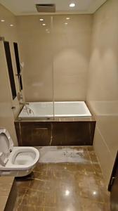 Bathroom Image of 2800 Sq.ft 3 BHK Apartment / Flat for rent in Lokhandwala Minerva, Worli Mumbai for Rs. 400000
