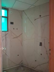Common Bathroom Image of 1550 Sq.ft 3 BHK Apartment / Flat for sale in Sector 73 Noida for Rs. 5000000