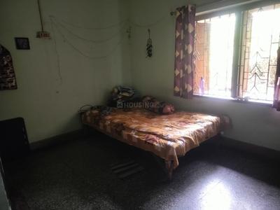 Bedroom Image of 1200 Sq.ft 2 BHK Builder Floor for rent in Kalighat Kolkata for Rs. 18000
