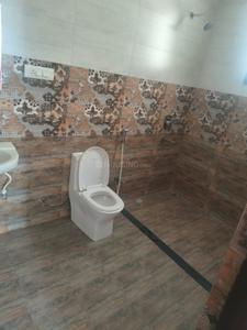 Bathroom Image of 2100 Sq.ft 4 BHK Duplex for rent in Agrawal Sagar Heritage, Bawadiya Kalan Bhopal for Rs. 40000