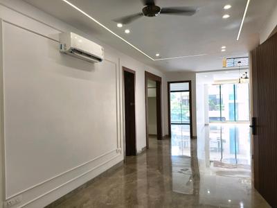 Dining Area Image of 2700 Sq.ft 4 BHK Builder Floor for sale in Paramount Luxury Floors Sushant Lok 3, Sector 57 Gurgaon for Rs. 36500000