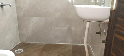 Bathroom Image of 390 Sq.ft 1 RK Builder Floor for rent in DLF Phase 2, DLF Phase 2 Gurgaon for Rs. 22000