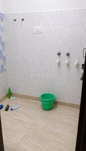 Bathroom Image of 646 Sq.ft 2 BHK Builder Floor for rent in Delta I Greater Noida for Rs. 18000