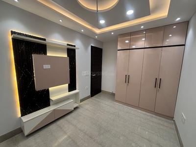 Bedroom Image of 1112 Sq.ft 3 BHK Builder Floor for sale in Vikaspuri New Delhi for Rs. 19000000