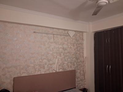 Bedroom Image of 900 Sq.ft 2 BHK Apartment / Flat for rent in Panchsheel Primrose, Shastri Nagar Ghaziabad for Rs. 15000