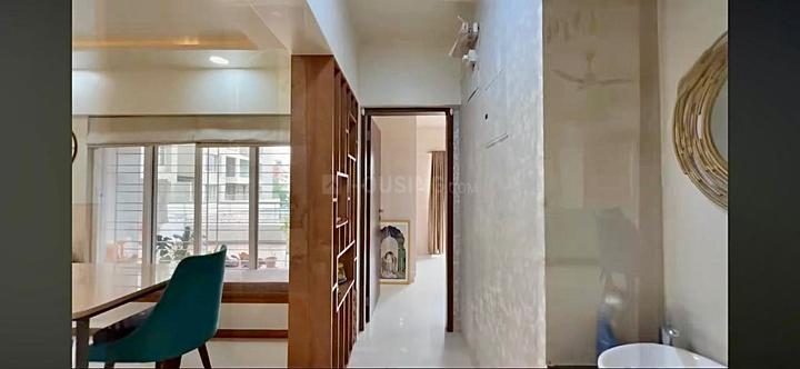 Aloha Towers Main Image 1