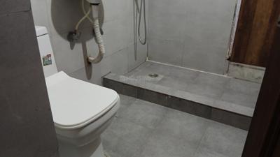 Image of 1800 Sq.ft 3 BHK Builder Floor for rent in Safdarjung Enclave, New Delhi for Rs. 75000