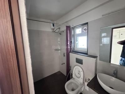 Image of 1000 Sq.ft 2 BHK Apartment / Flat for rent in Shapoorji Pallonji BKC 28, Bandra East, Mumbai for Rs. 99945