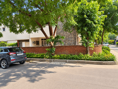 Image of 4500 Sq.ft 4 BHK Independent House for sale in Sector 18, Chandigarh for Rs. 265000000