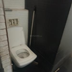 Image of 750 Sq.ft 2 BHK Builder Floor for sale in Shalimar Bagh, New Delhi for Rs. 10000000