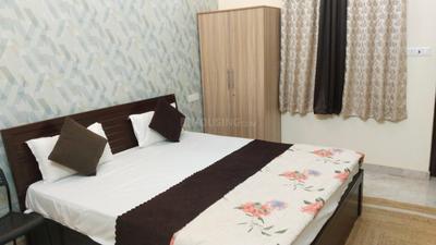Bedroom Image of 2600 Sq.ft 5 BHK Builder Floor for rent in Nagwa Lanka Varanasi for Rs. 60000