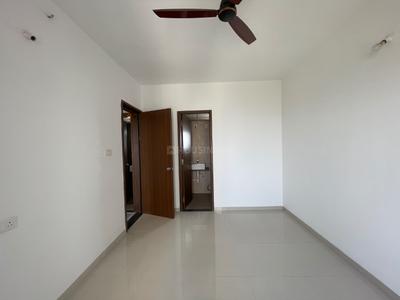 Living Room Image of 980 Sq.ft 2 BHK Apartment / Flat for rent in Kohinoor Sportsville, Maan Pune for Rs. 32000