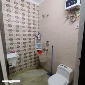Bathroom Image of 980 Sq.ft 3 BHK Builder Floor for sale in Tilak Nagar New Delhi for Rs. 11500000