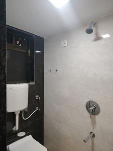 Common Bathroom Image of 1700 Sq.ft 3 BHK Apartment / Flat for rent in Thane West Thane for Rs. 71200