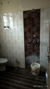 Bathroom Image of 2800 Sq.ft 2 BHK Builder Floor for rent in Eldeco Greens, Gomti Nagar Lucknow for Rs. 22000