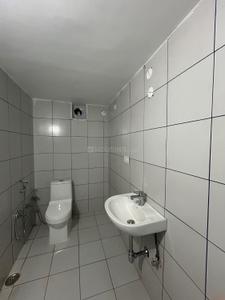 Bathroom Image of 2400 Sq.ft 3.5 BHK Builder Floor for rent in Jagjeetpur Haridwar for Rs. 13000