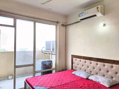 Bedroom Image of 1080 Sq.ft 2 BHK Apartment / Flat for rent in Pyramid Urban Homes, Sector 70A Gurgaon for Rs. 30000