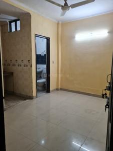 Hall Image of 350 Sq.ft 1 RK Builder Floor for rent in Mukherjee Nagar New Delhi for Rs. 8000