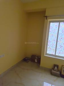 Bedroom Image of 800 Sq.ft 2 BHK Apartment / Flat for rent in Purba Putiary Kolkata for Rs. 17000