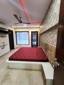 Bedroom Image of 3000 Sq.ft 4.5 BHK Builder Floor for sale in Punjabi Bagh New Delhi for Rs. 36500000