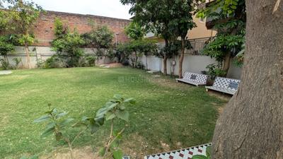 Image of 1440 Sq.ft 4 BHK Villa for sale in Thaltej, Ahmedabad for Rs. 20000001