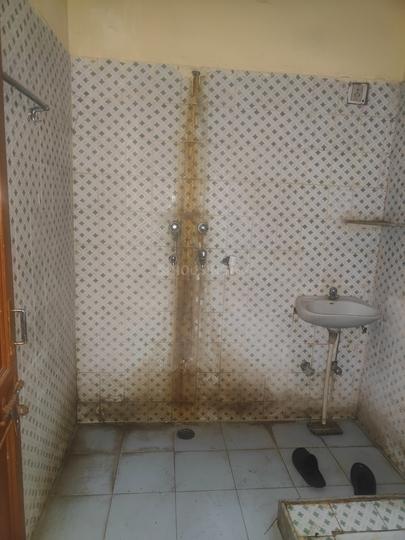 Room for rent  Bathroom 1