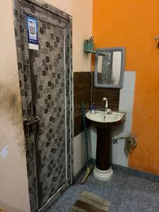 Bathroom Image of 800 Sq.ft 2 BHK Builder Floor for rent in Sector 62A Noida for Rs. 15000