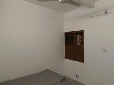 Bedroom Image of 1000 Sq.ft 3 BHK Apartment / Flat for rent in Pitampura New Delhi for Rs. 32000