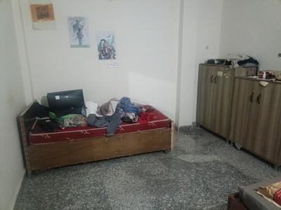Bedroom Image of 1500 Sq.ft 2 BHK Apartment / Flat for rent in Sector 15 Dwarka New Delhi for Rs. 16000