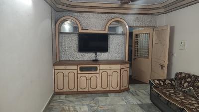 Living Room Image of 1250 Sq.ft 2 BHK Apartment / Flat for rent in Ambanagar Surat for Rs. 25000