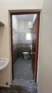 Bathroom Image of 1200 Sq.ft 1 BHK Independent House for rent in Kadugodi Industrial Area Bengaluru for Rs. 17000