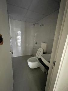 Bathroom Image of 1300 Sq.ft 2.5 BHK Apartment / Flat for sale in Godrej Green Glades, Jagatpur Ahmedabad for Rs. 7500000