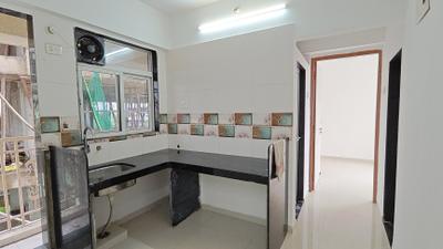 Kitchen Image of 650 Sq.ft 1 BHK Apartment / Flat for sale in Kalwa Thane for Rs. 6800000