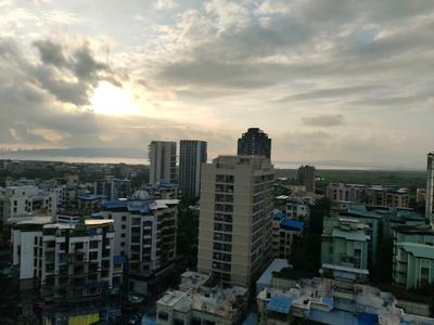Living Room Image of 1350 Sq.ft 2 BHK Apartment / Flat for sale in Vishv Eleanor, Seawoods Navi Mumbai for Rs. 25500000
