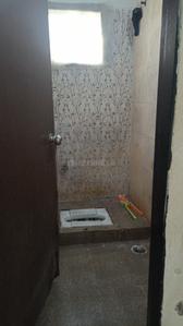 Bathroom Image of 560 Sq.ft 1 BHK Apartment / Flat for rent in Nipania Indore for Rs. 13000