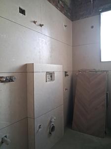Common Bathroom Image of 1495 Sq.ft 3 BHK Apartment / Flat for sale in Arenaa Heights, Sector 102 Noida for Rs. 9269000