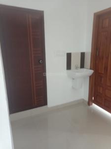 Bathroom Image of 1000 Sq.ft 2 BHK Apartment / Flat for rent in Mattannur Kannur for Rs. 10000