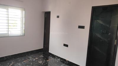Bedroom Image of 1200 Sq.ft 2 BHK Duplex for rent in Neelankarai Chennai for Rs. 35000